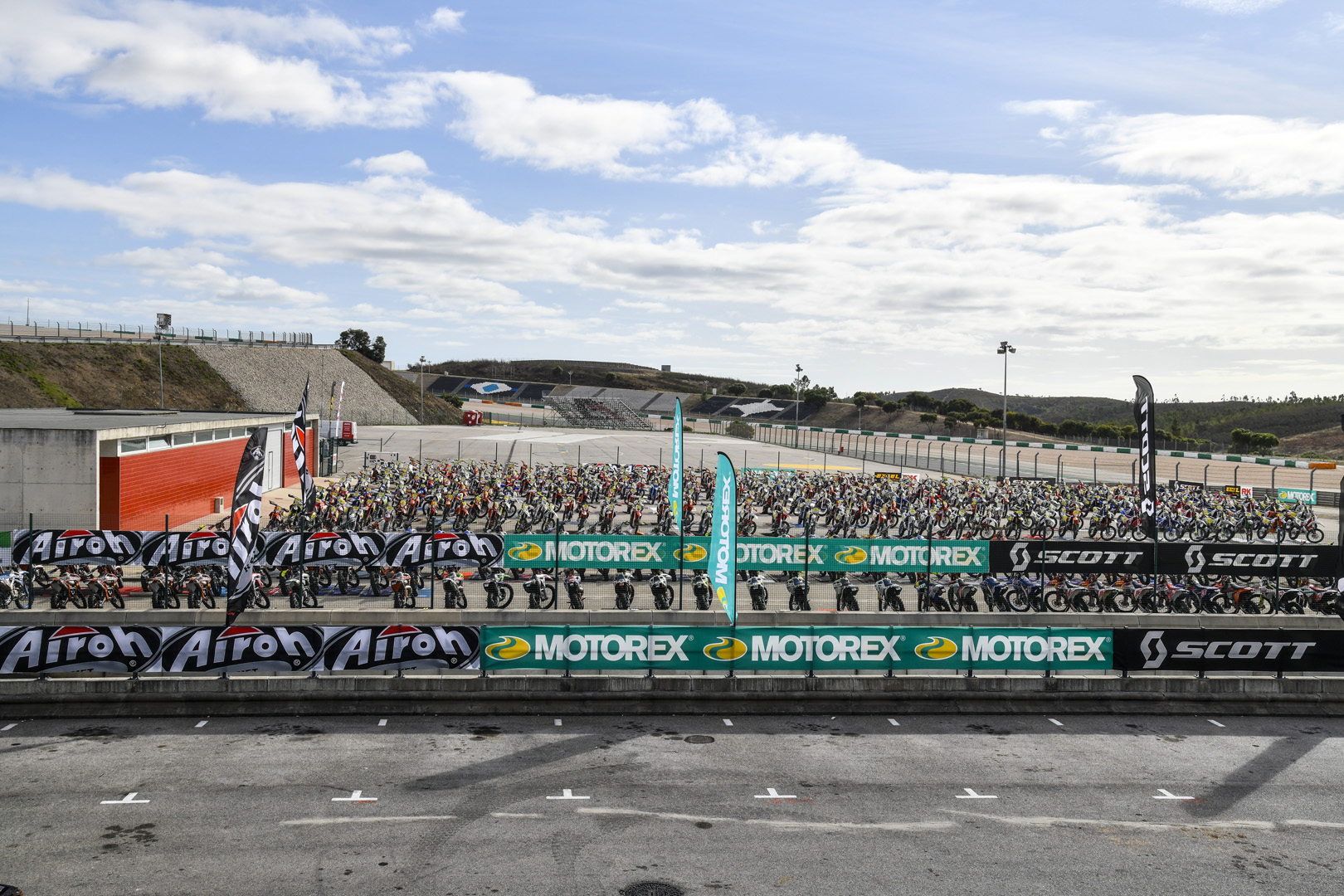 Parc Fermé – FIM ISDE 2019 Portimão © Dario Agrati